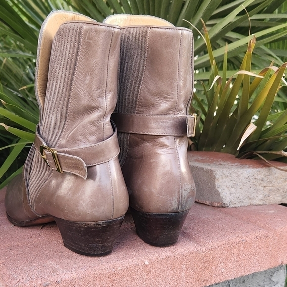 SALVATORE  FERRAGAMO BOOTIES - Picture 8 of 11